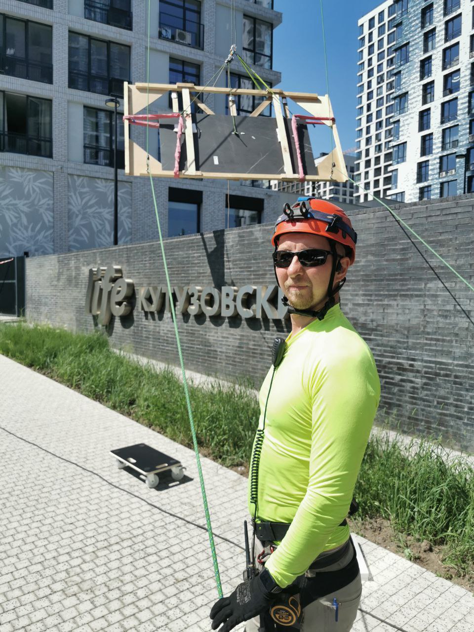 ЖК «Кутузовский» подъем керамогранита